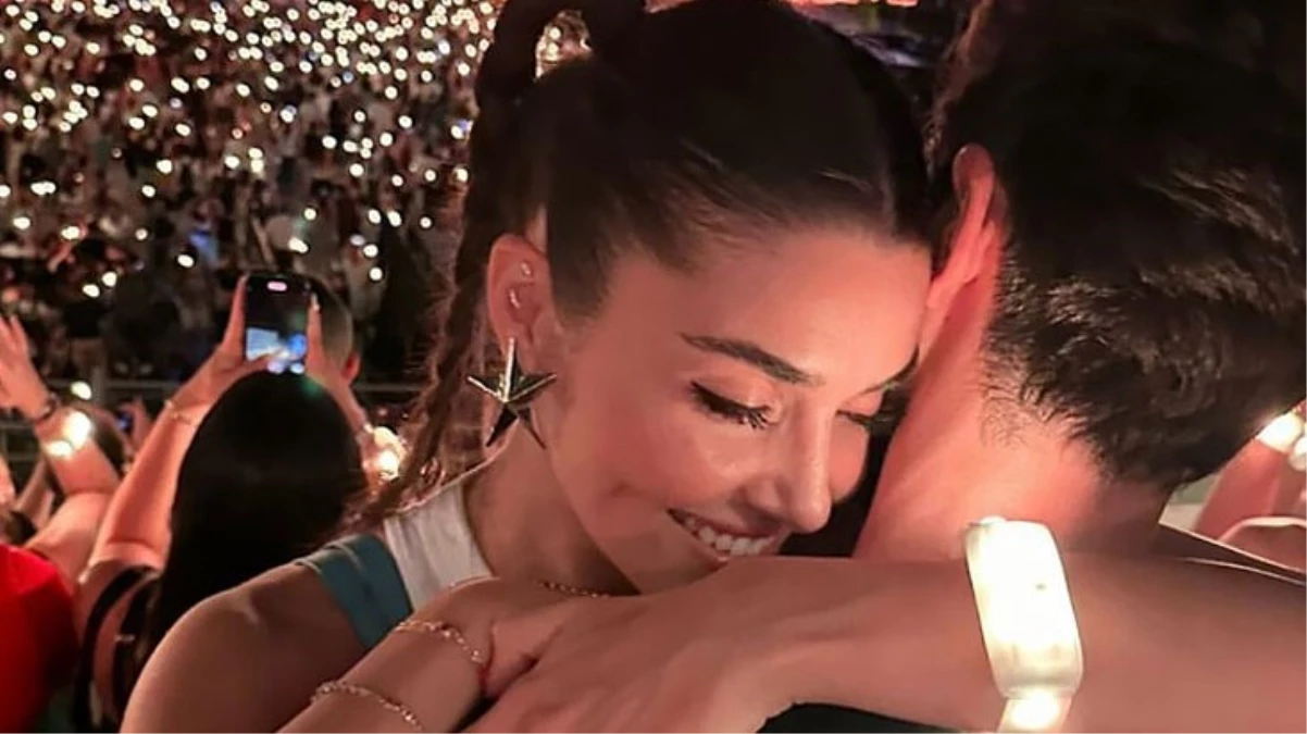 Hande Erçel ve Hakan Sabancı’nın İtalya kaçamağı! Genç aşıklar, şezlongda sarmaş dolaş görüntülendi