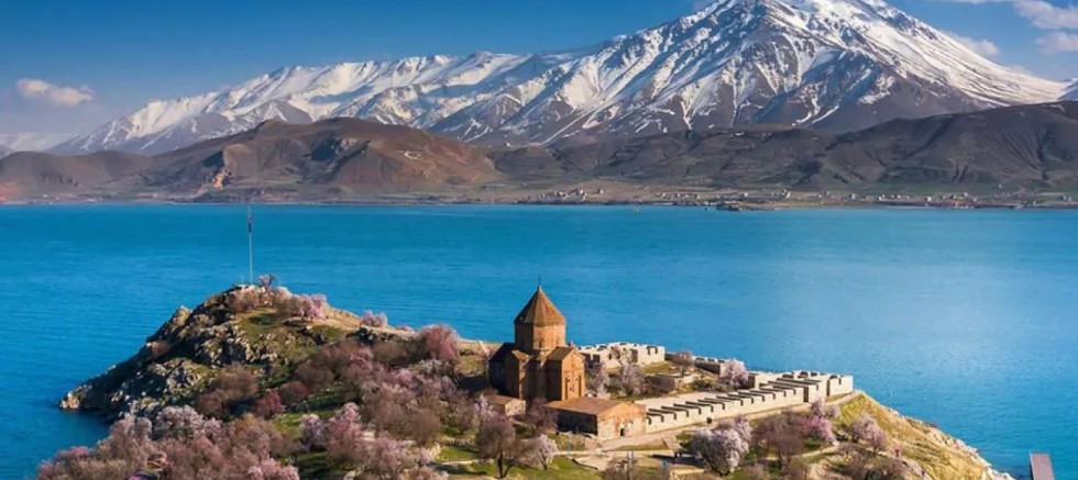 Van’da Belediye İşçileri Arasında Çıkan Kavgada 2 Kişi Hayatını Kaybetti