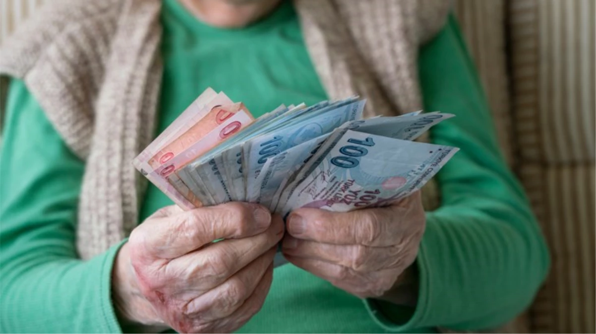 Emekliye zam olacak mı? Torba yasada adları geçmedi, AK Parti ileriki dönemi işaret etti