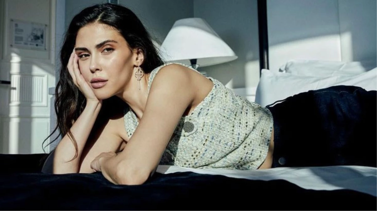 Oyuncu Dilara Aksüyek, gönlünü futbolcu Cenk Şahin’e kaptırdı