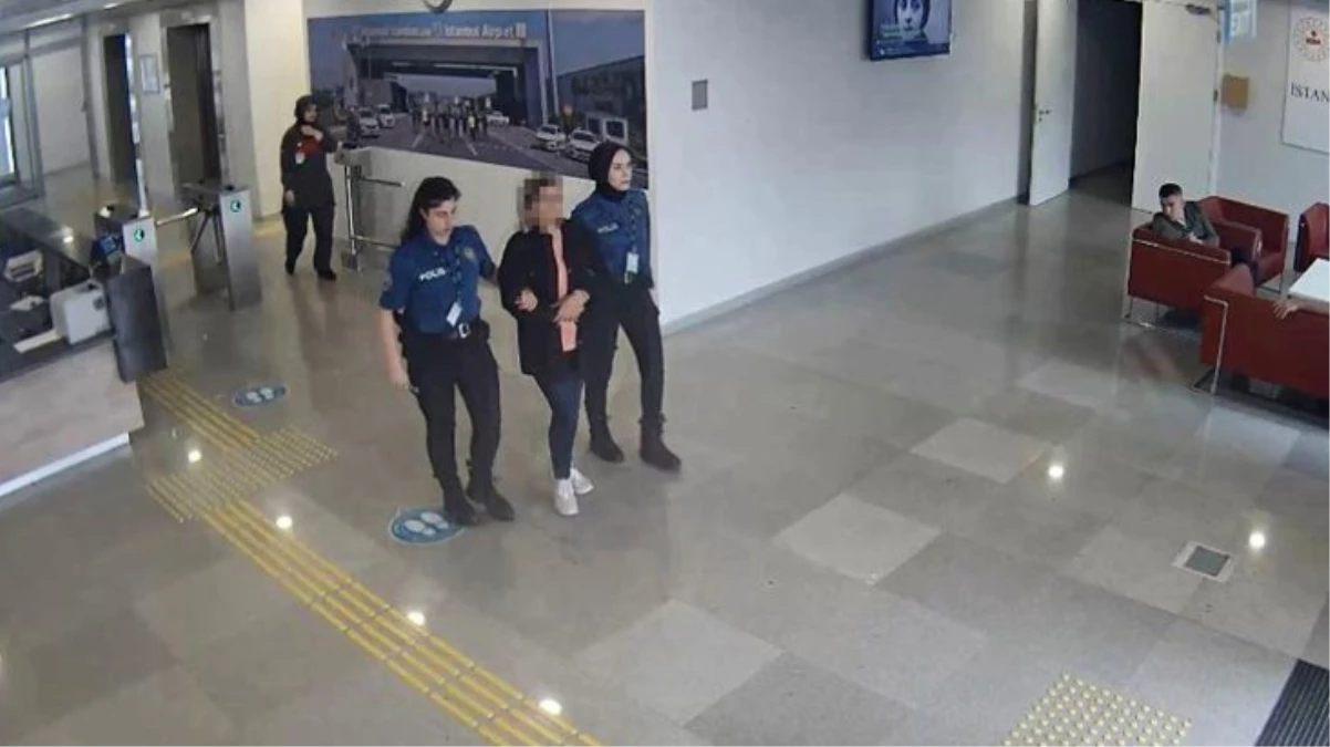 Şüpheli hareketleri polisleri harekete geçirdi! İranlı kadın yolcunun iç çamaşırında 30 milyon TL değerinde pırlanta bulundu