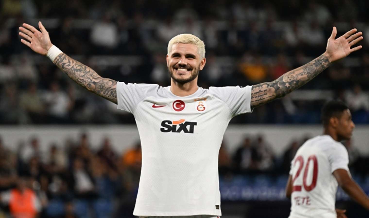 Sinan Bolat'tan Altay Bayındır ve Süper Lig açıklamaları!