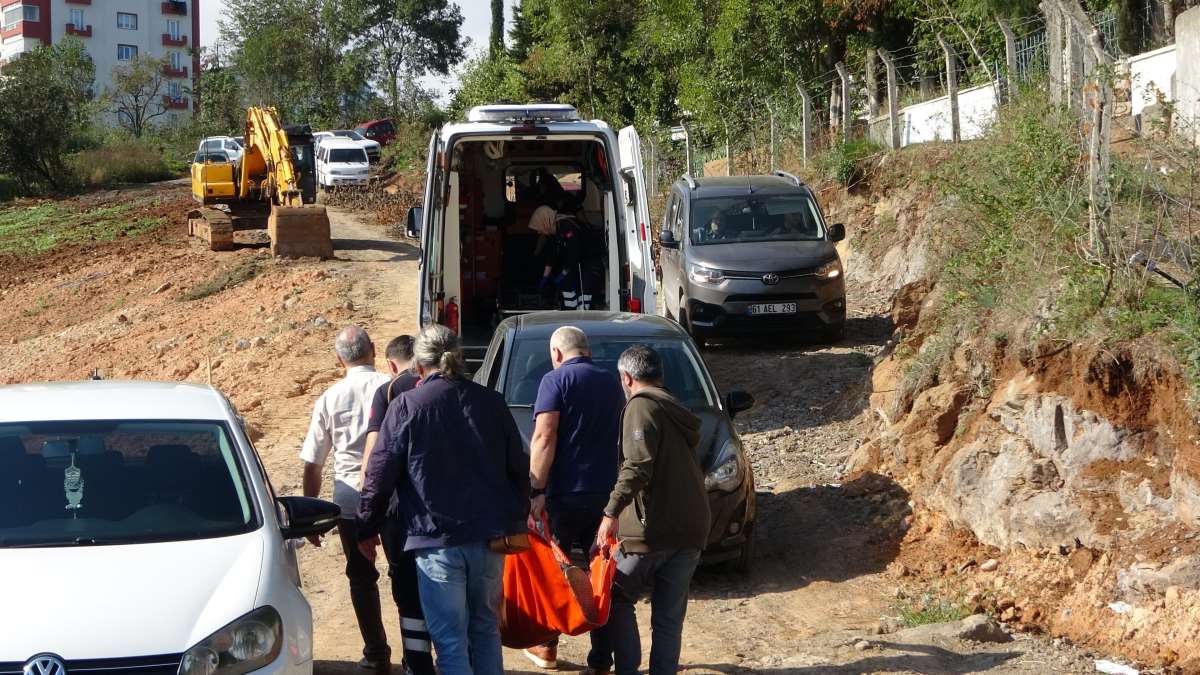 Mezar manzarası için tartıştılar: Bir kişi hastaneye kaldırıldı!