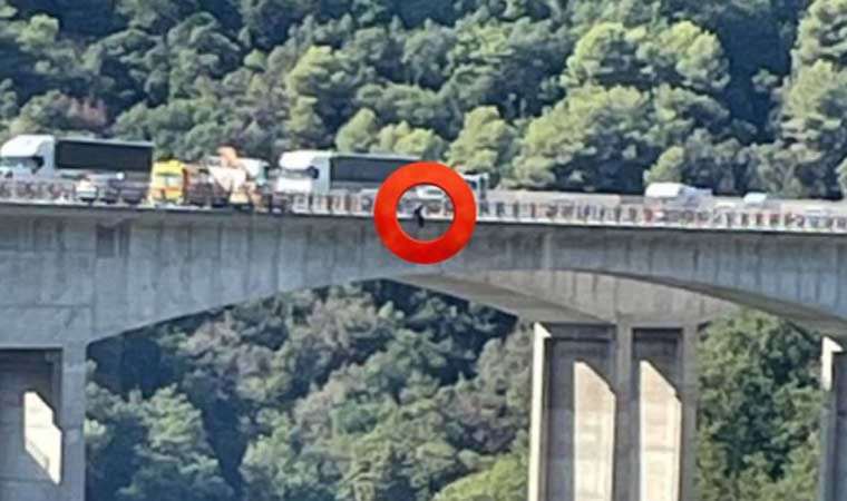 Fransız yıldız Alexis Beka Beka’dan intihara teşebbüs!