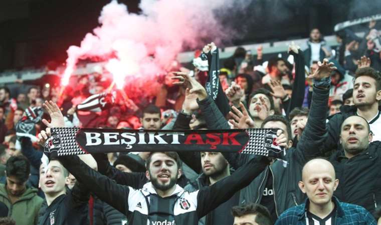 Beşiktaş taraftar grubu ‘çArşı’dan yönetime kongre çağrısı!