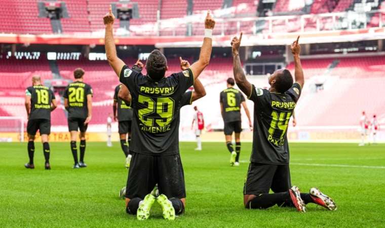 Olaylar sebebiyle yarım kalmıştı… Feyenoord, Ajax’a acımadı!