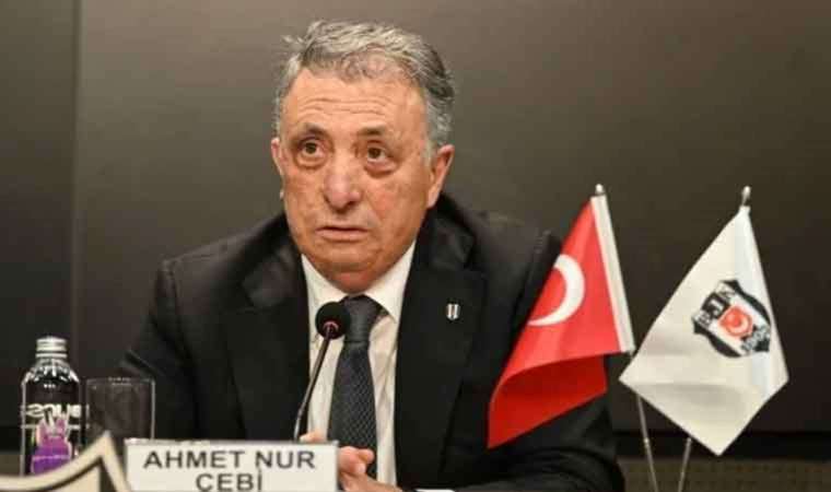 Beşiktaş’ta taraftar Ahmet Nur Çebi’yi istifaya davet etti!