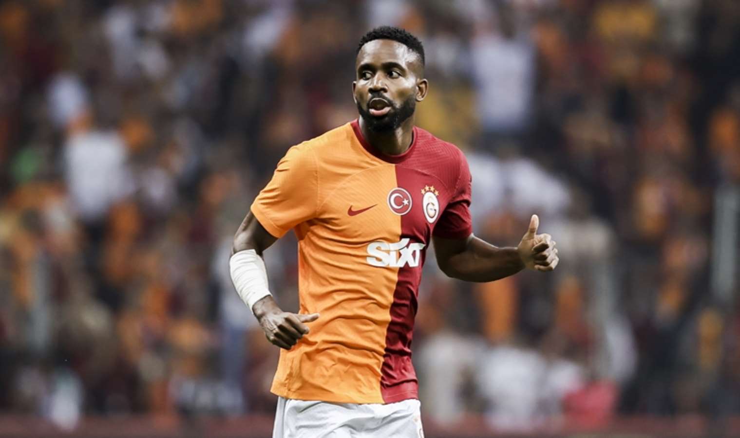 Galatasaray'da ayrılıklar kapıda: İki isim öne çıktı!