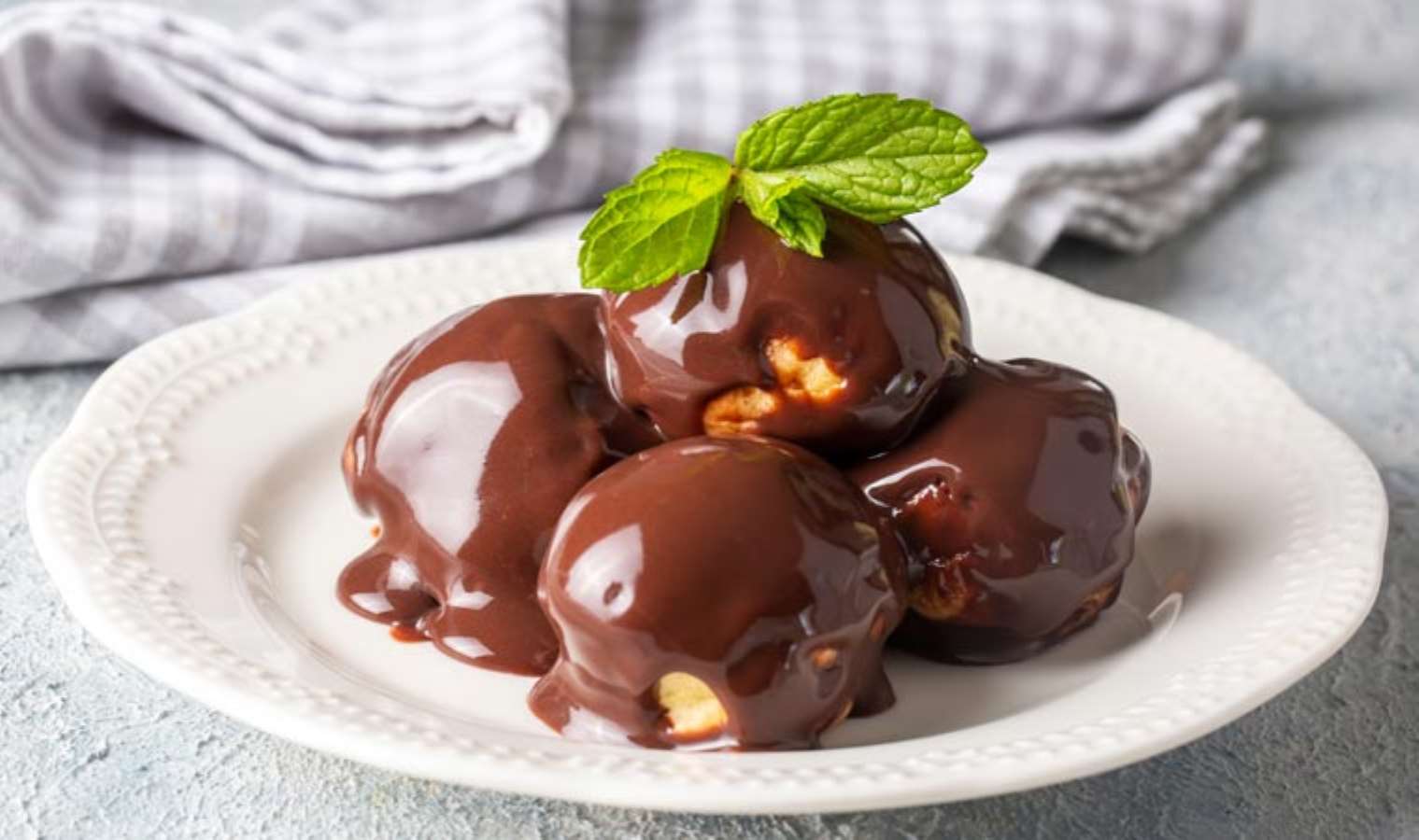 Profiterol nasıl yapılır? Püf noktalarıyla profiterol tarifi…