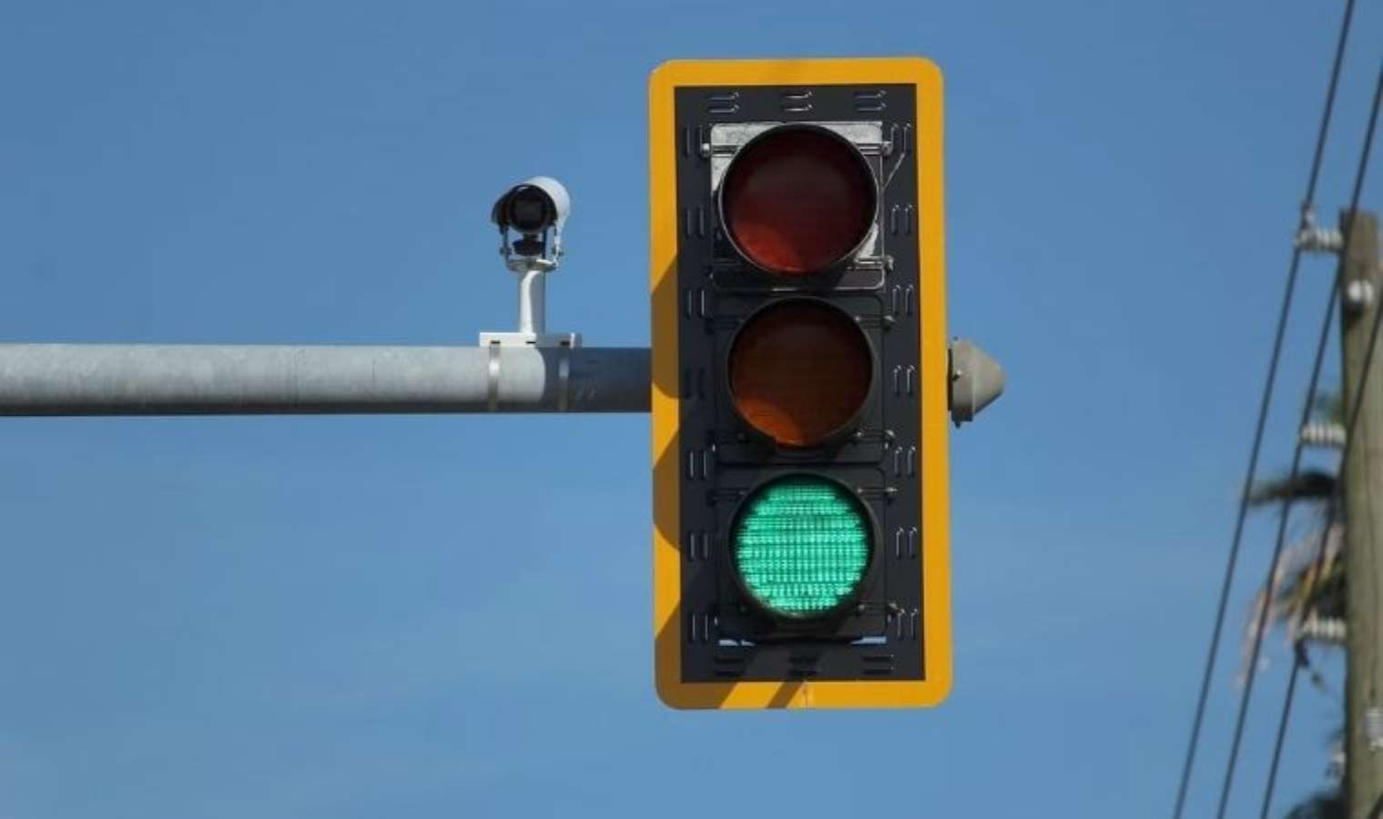 Google, yapay zeka ile trafik ışıklarının bekleme süresini kısaltmak istiyor