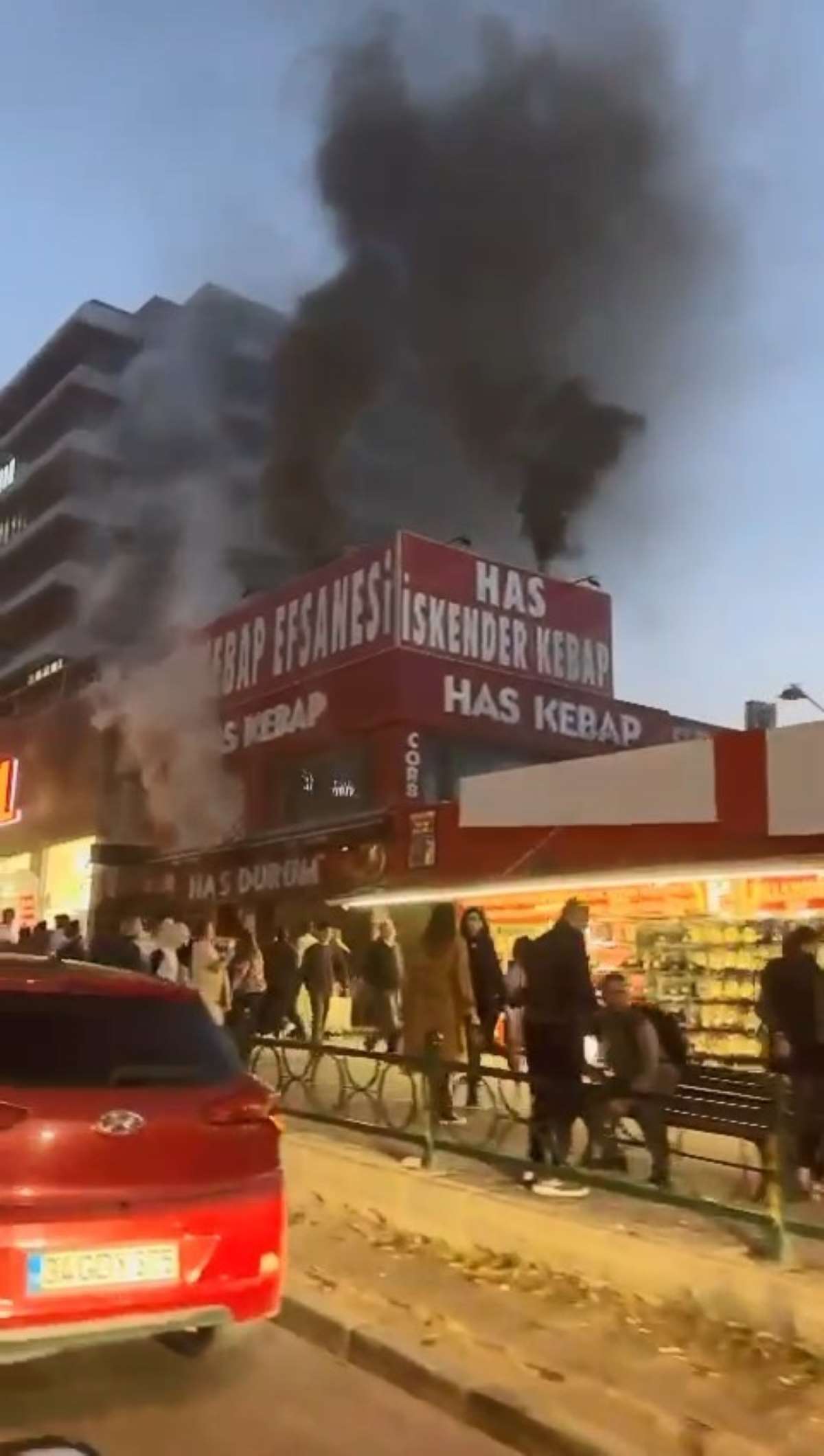 Bursa'da kebapçıda korkutan yangın!