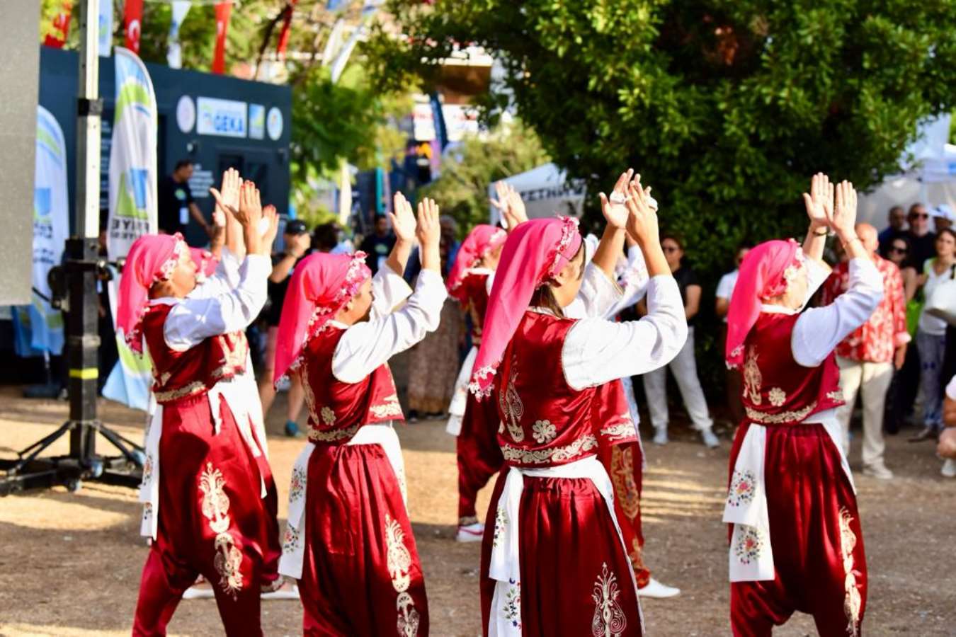 Ölüdeniz Hava Oyunları Festivali başladı