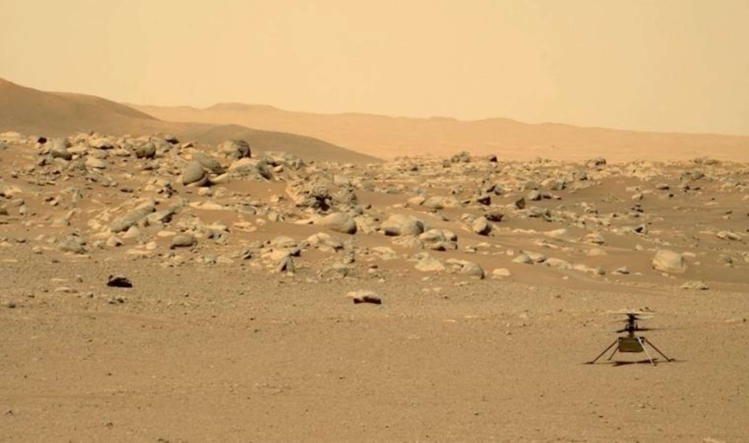 NASA, Mars'ta devasa toz hortumu keşfetti: Videosunu yayınladı!