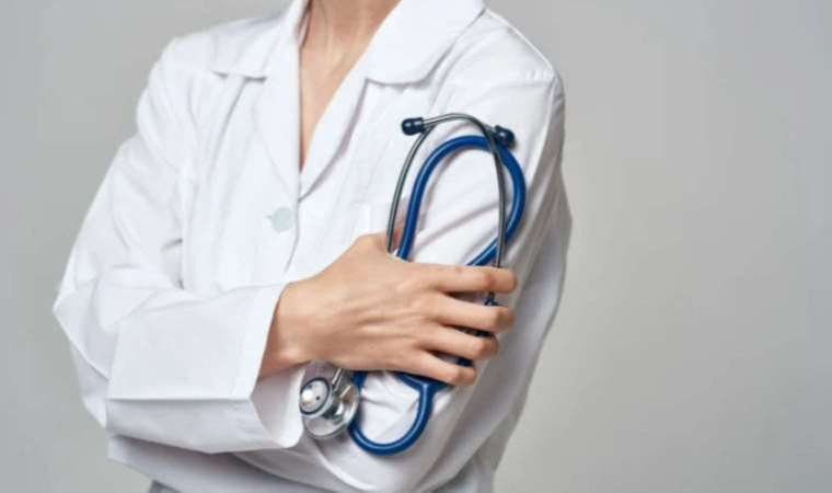 Doktor yokluğunda yeni bir kriz daha: Akademisyenlerin muayenehaneleri kapatılacak