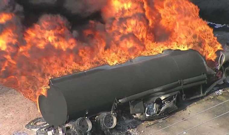 Nijerya’da akaryakıt tankeri patladı: 20 ölü