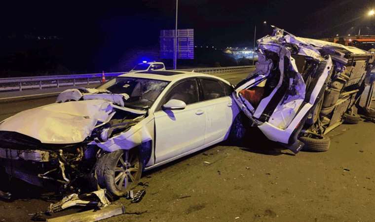 Kuzey Marmara Otoyolu’nda 3 araç çarpıştı: 2’si ağır 9 yaralı