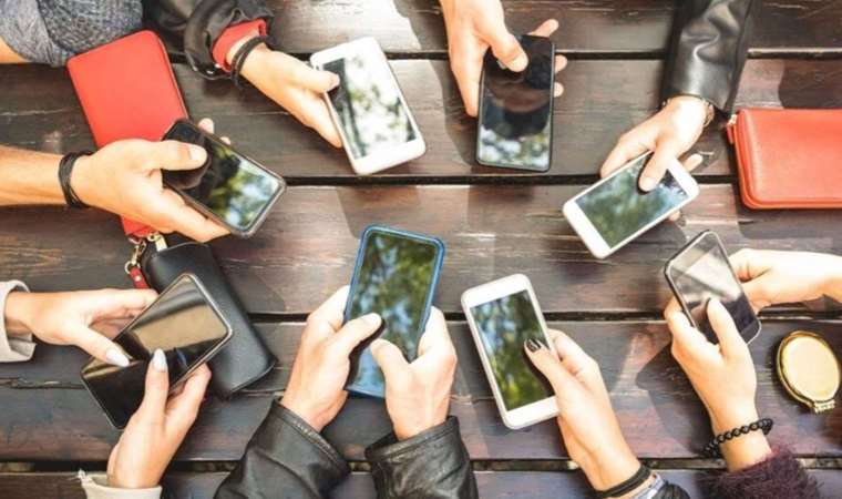 Son Dakika… Resmi Gazete’de yayımlandı: Kullanılmayan cep telefonlarında yeni dönem!