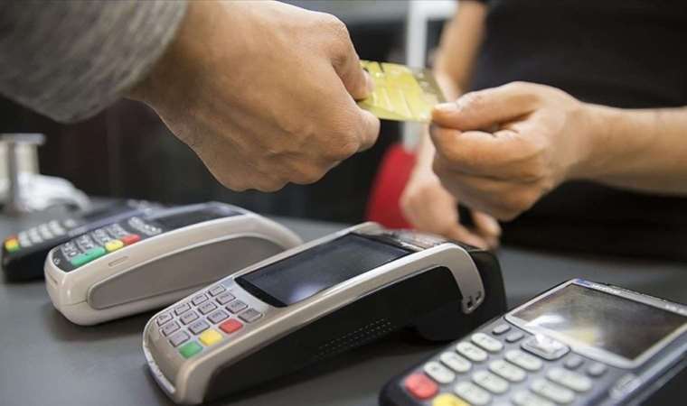 Kredi kartlarına yeni düzenleme! Taksitli harcamalara sınırlama geliyor