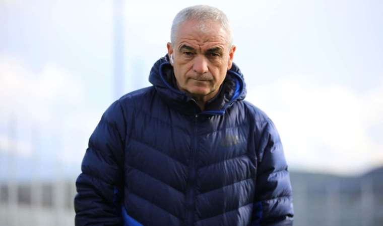 Rıza Çalımbay’dan Montella değerlendirmesi: ‘İki maçla karar verilmez’