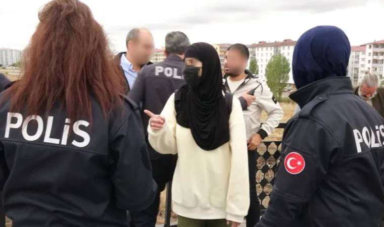 Başı açık fotoğrafının olduğu kimliği polislere göstermedi: ‘Mahrem, dini kurallara uymak zorundasınız’