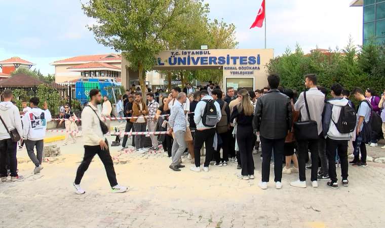 Arel Üniversitesi’nde ‘servis ücreti’ krizi: Öğrenciler tepki gösterdi
