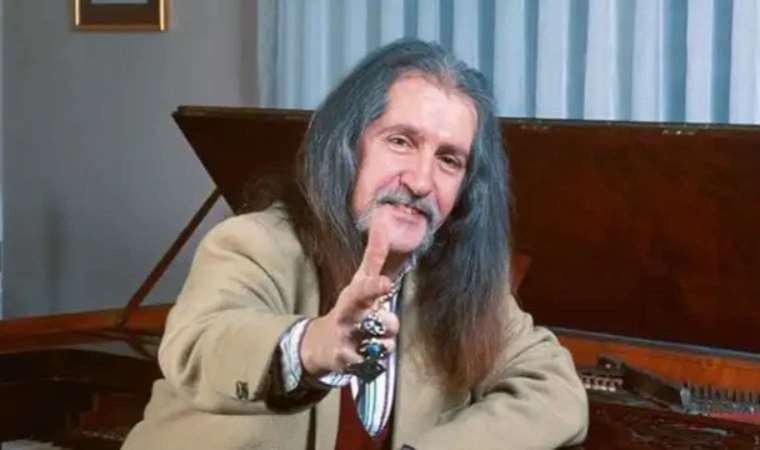 Barış Manço’nun ‘2023 Marşı’ senfonik orkestra ile seslendirildi