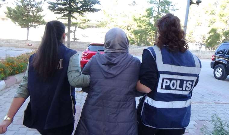 FETÖ’den aranıyordu… Firari hükümlü, kilerdeki gizli bölmede yakalandı!