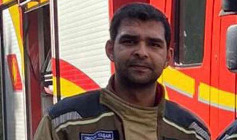 Ankara’da dumandan etkilenen ve tedavi altına alınan itfaiye eri şehit oldu