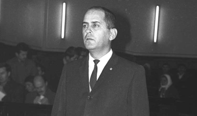 Fakir Baykurt kimdir?  Fakir Baykurt’un eserleri nelerdir?