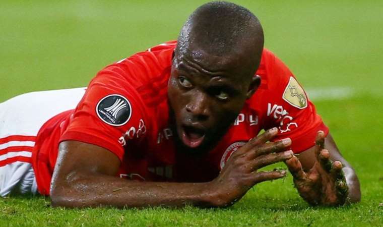 Brezilya’da gündem Enner Valencia: Kaçırdığı gollerle manşetleri süsledi!