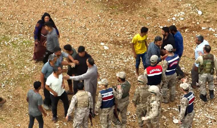 Drone ile tespit edildi… Traktör ile götürüp, tarlaya gömmüş