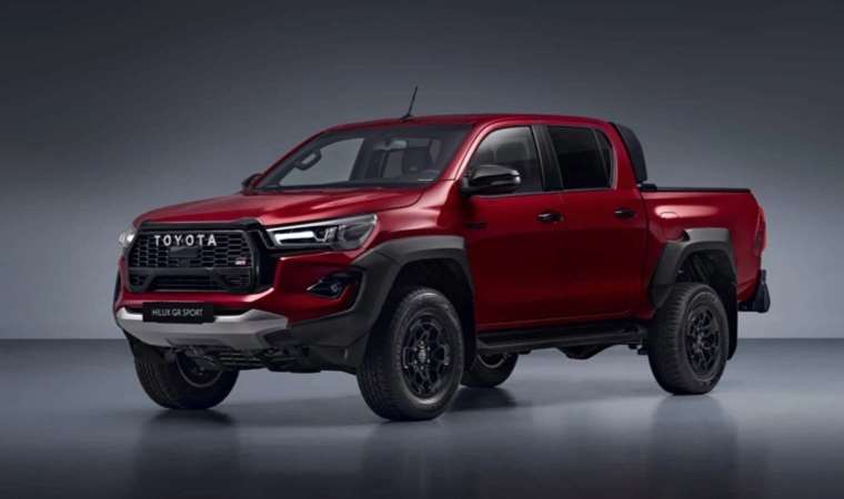 Toyota ‘şimdiye kadarki en iyi’ sözüyle duyurdu: Hilux GR Sport II…