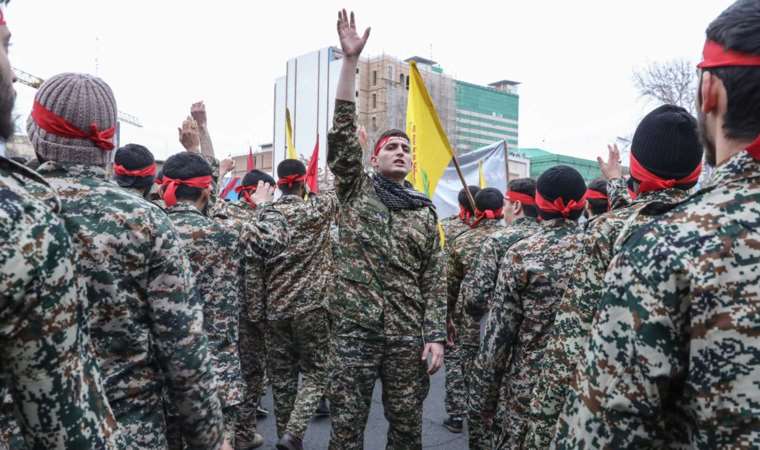 İsrail’e tehdit dolu mesajlar: Direniş güçlerinin elleri tetikte