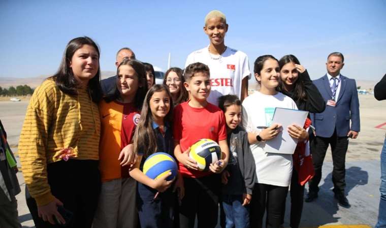 Memleketine kavuştu: Melissa Vargas Malatya’da!