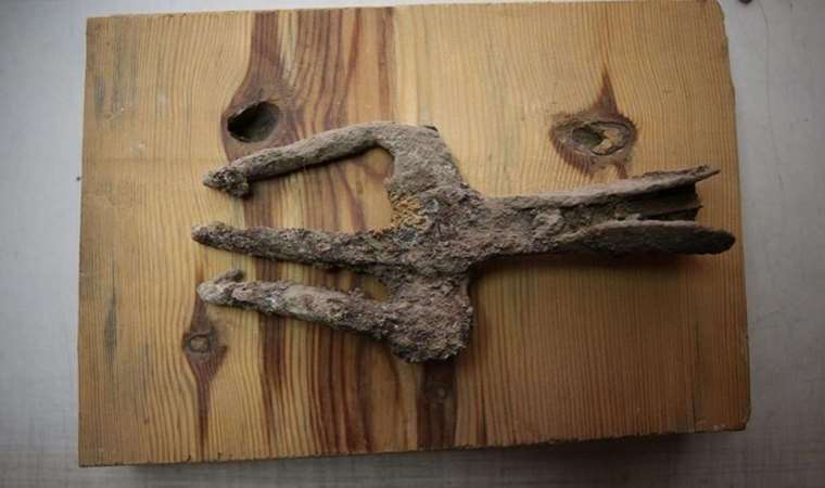 Assos Antik Kenti bulundu…  1700 yıllık