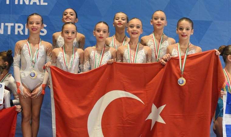 Genç cimnastikçiler İtalya’dan 7 madalyayla döndü