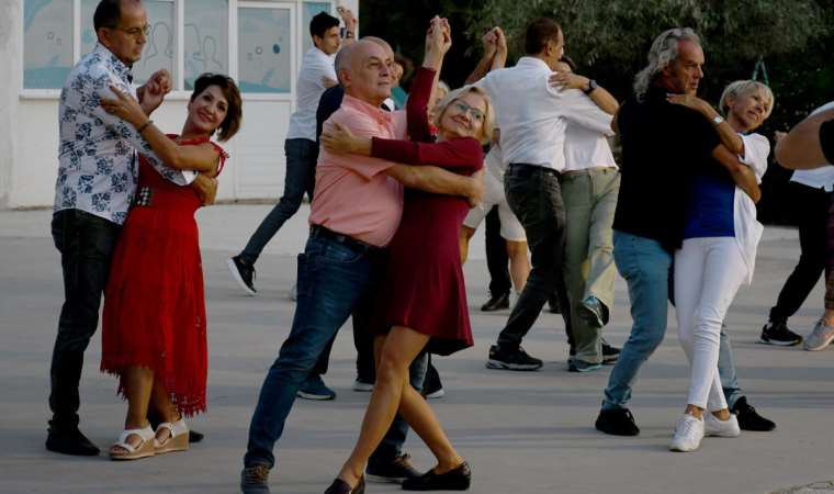 Kuşadalılar 100. Yılı vals gösterisi ile kutlayacak