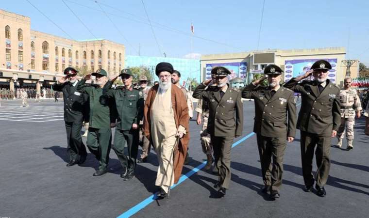 İran’dan ‘Aksa tufanı’ açıklaması: ‘Filistinlileri alınlarından öpüyoruz’