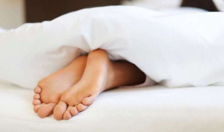 Bilim insanları açıkladı: Sağlımız için en iyi pozisyon hangisi?