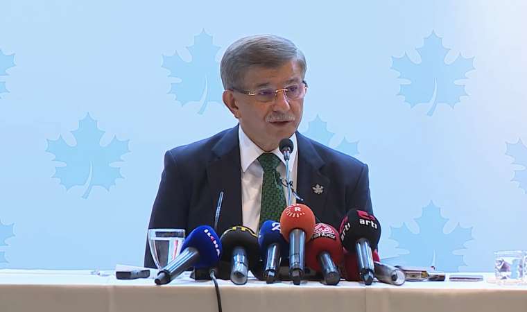 Davutoğlu: Filistin için baş başa ağladığımız Sayın Erdoğan’ın şu anki haline ben ağlıyorum