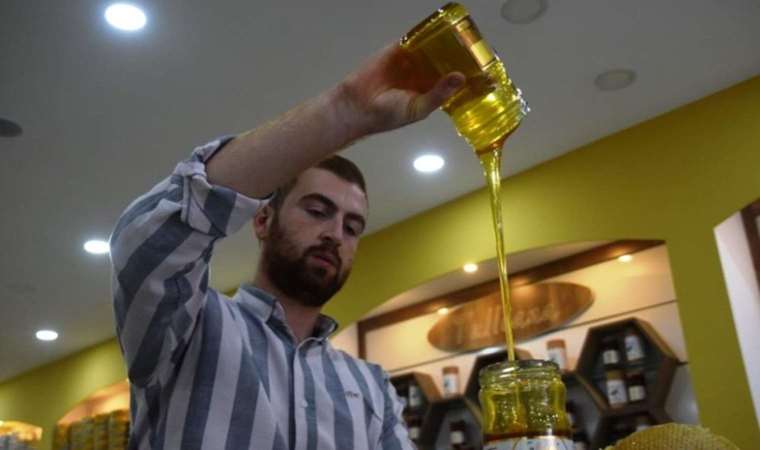 ‘Altın Bal’ hasadı başladı: Kilosu 1000 TL