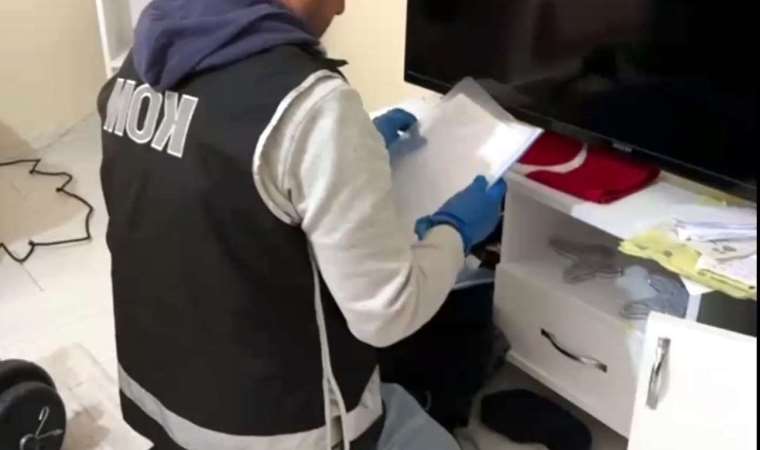 Sahte belgelerle ikamet çıkarmışlar… 13 şüpheli gözaltına alındı!