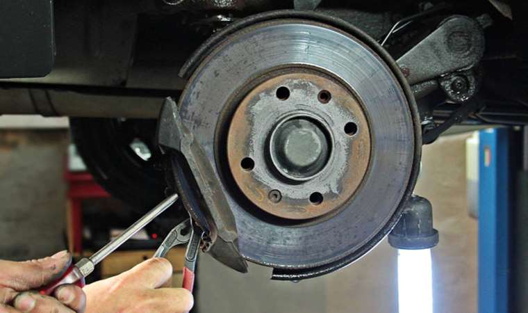 Fren diski nedir? Fren diski ne işe yarar? Fren diski bozuk olduğu nasıl anlaşılır?