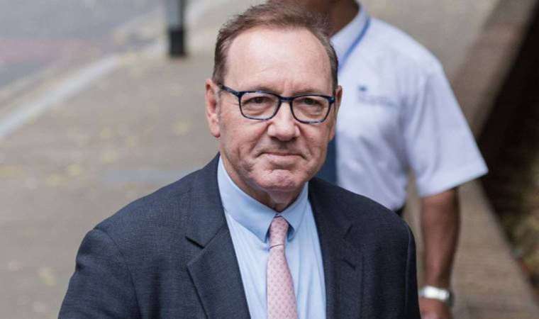 Kevin Spacey hastaneye kaldırıldı
