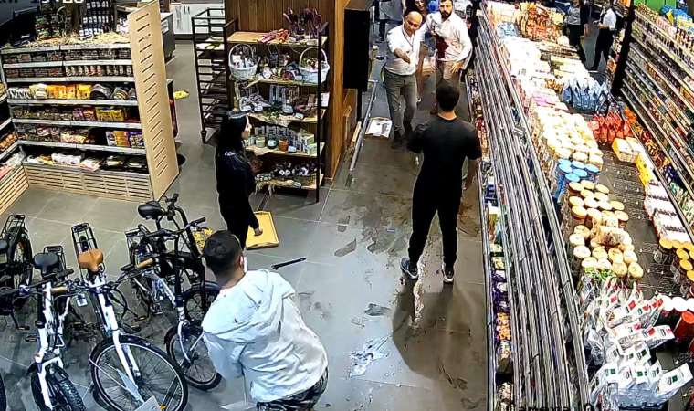 Markette ‘omuz atma’ cinayetinin görüntüleri ortaya çıktı