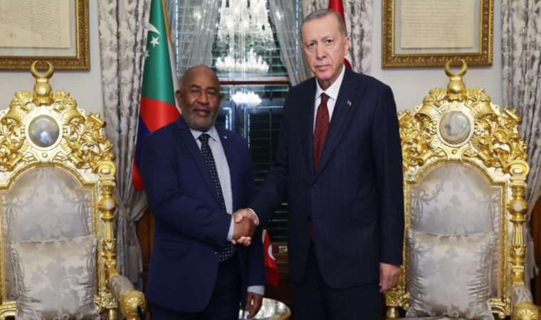 Erdoğan, Cumhurbaşkanı Assoumani Azali ile görüştü