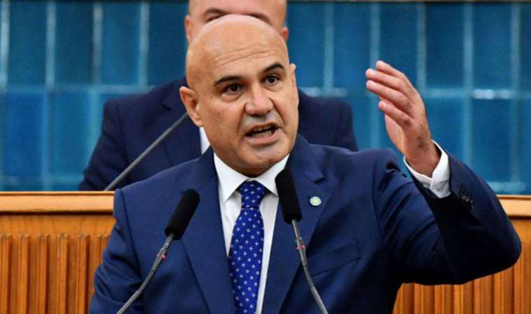 İYİ Partili Çömez’den süt üreticisine ‘şartlı’ desteğe tepki: Bir taraftan verdiği desteği öbür eliyle alıyor