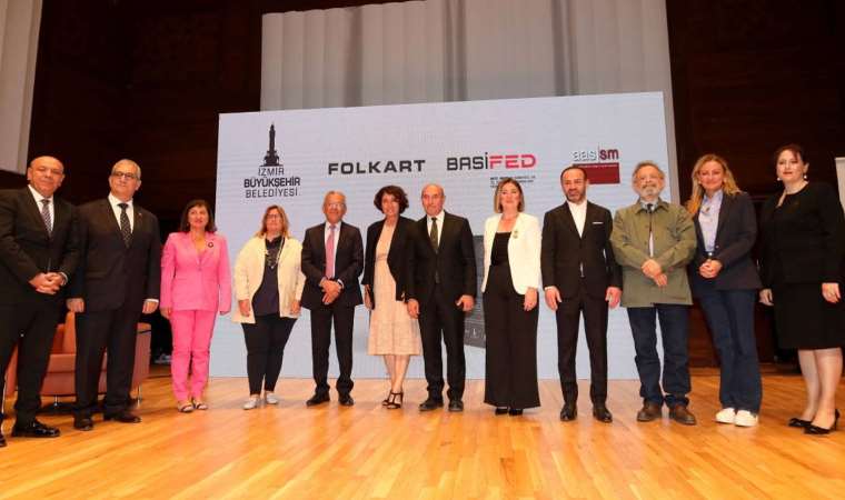 100. yaşında İzmir Kadınlar Kongresi kitabı yayımlandı