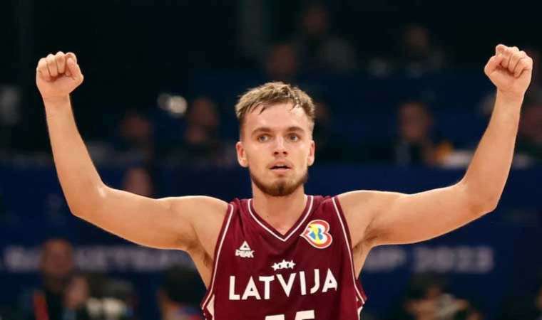 Fenerbahçe Beko’nun yeni yıldızı Arturs Zagars sakatlandı!