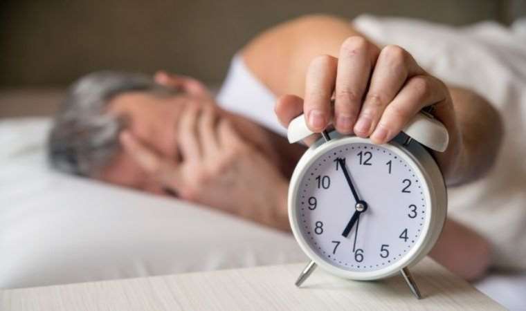 Uykunuzu alamıyorsanız bunları yanlış yapıyor olabilirsiniz… Sağlıklı uyku için bilmeniz gereken 10 öneri!